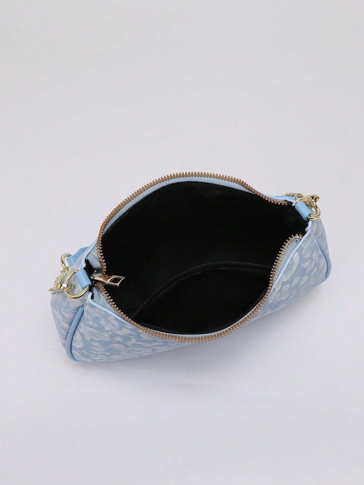 2026 New Fashion Classic Versatile Letter Graphic Design Solid Color PU Leather Crescent Shoulder/Underarm Bag, Stylish Printed Bag, Y2K Shoulder/Underarm Bag, Suitable For Shopping, Can Be Handheld O