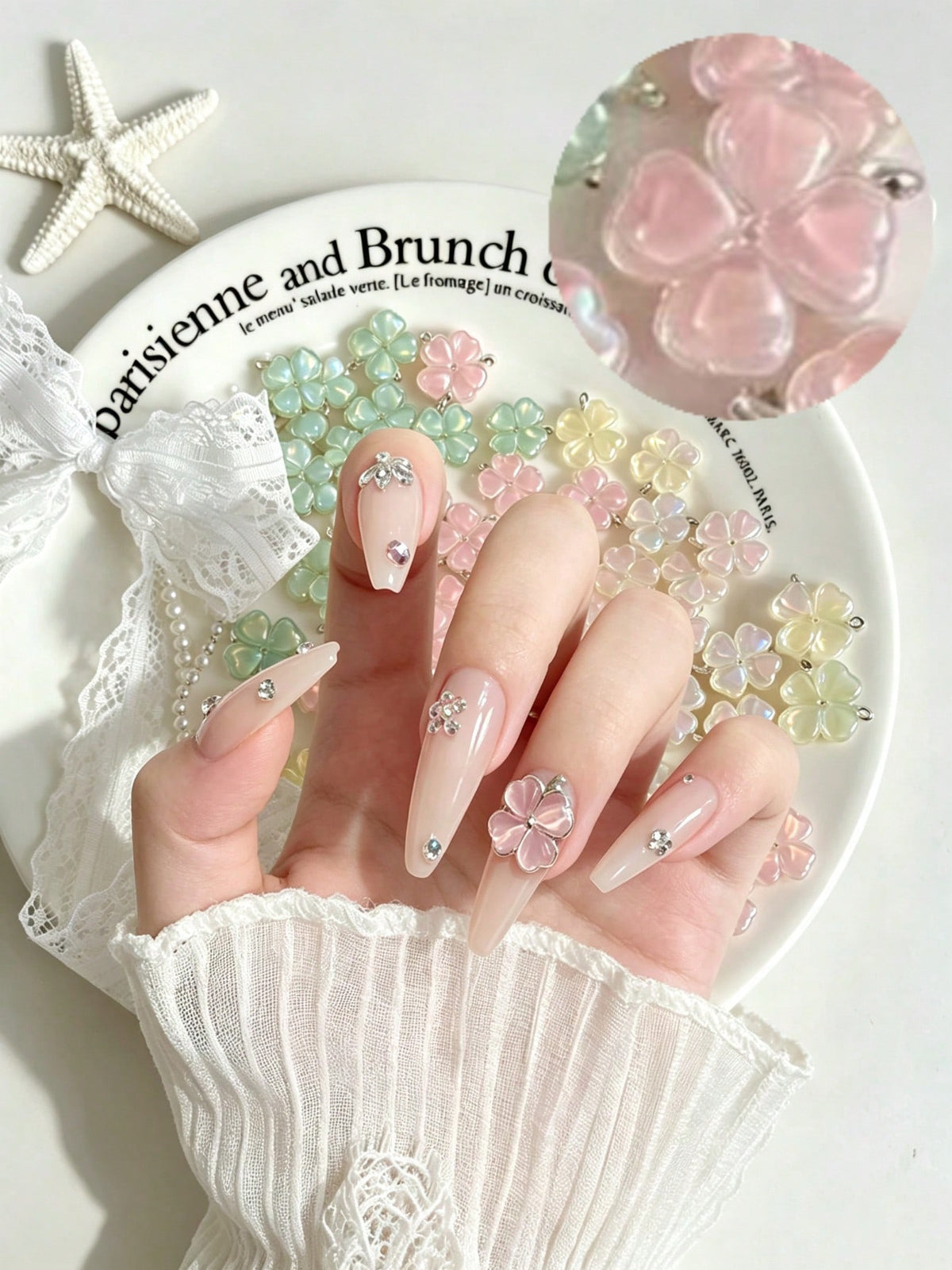 5pcs Gradient Four-Leaf Clover Nail Art Charms, Gold Frame Mermaid Shell Iridescent Pearl Glossy Four-Leaf Clover Nail Decor, Shiny Smooth 3D Embellishments, Suitable For Acrylic Nails, Phone Cases, R