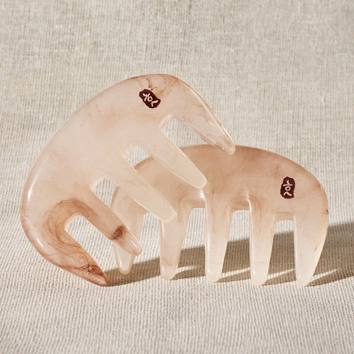 Hesul Scalp Care Comb Gua Sha
