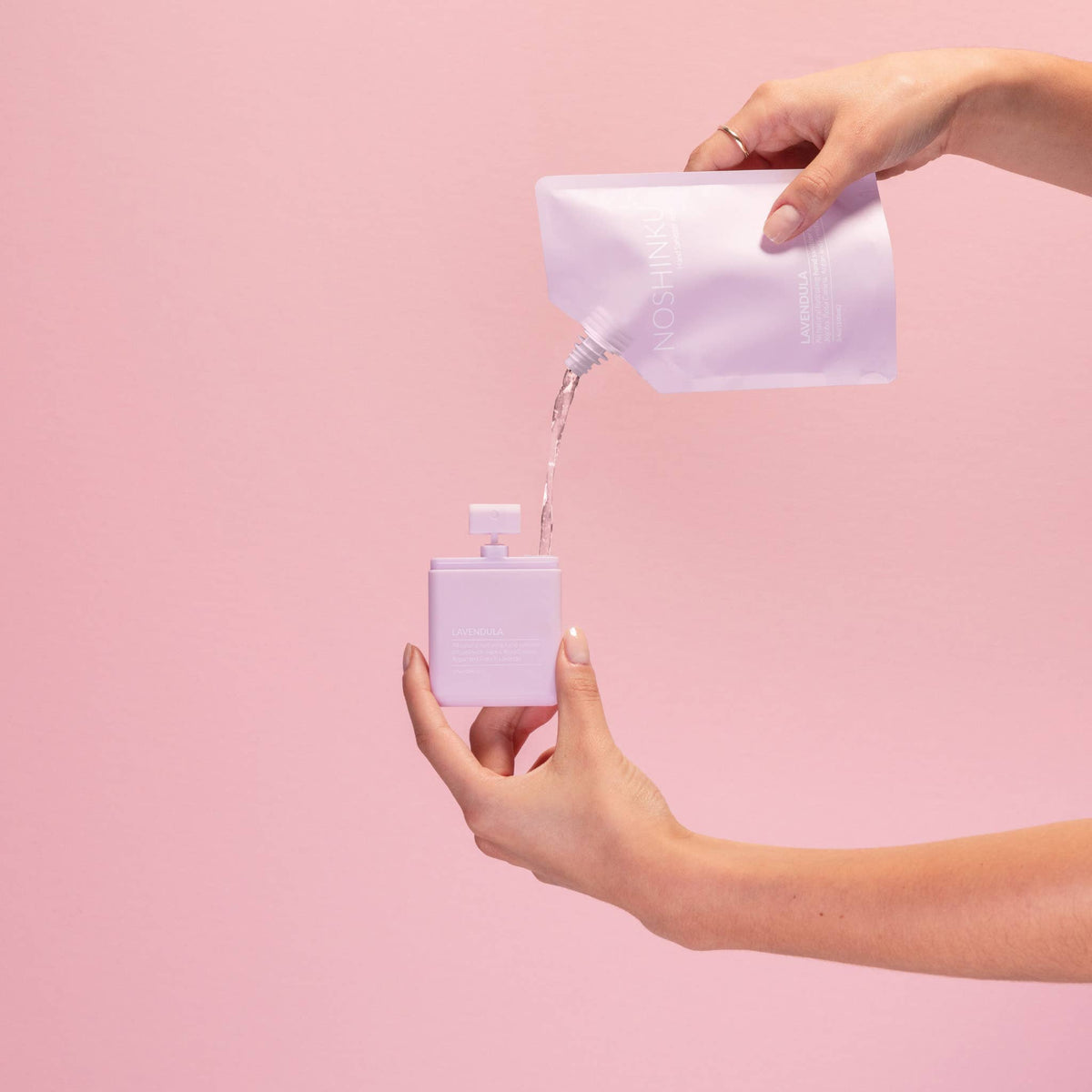 Noshinku Refillable Lavendula Ultra-Moisturizing Pocket Hand Sanitizer