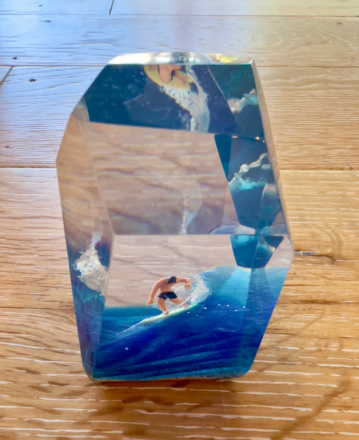 AUMBAK Crystal Cube Medium #3