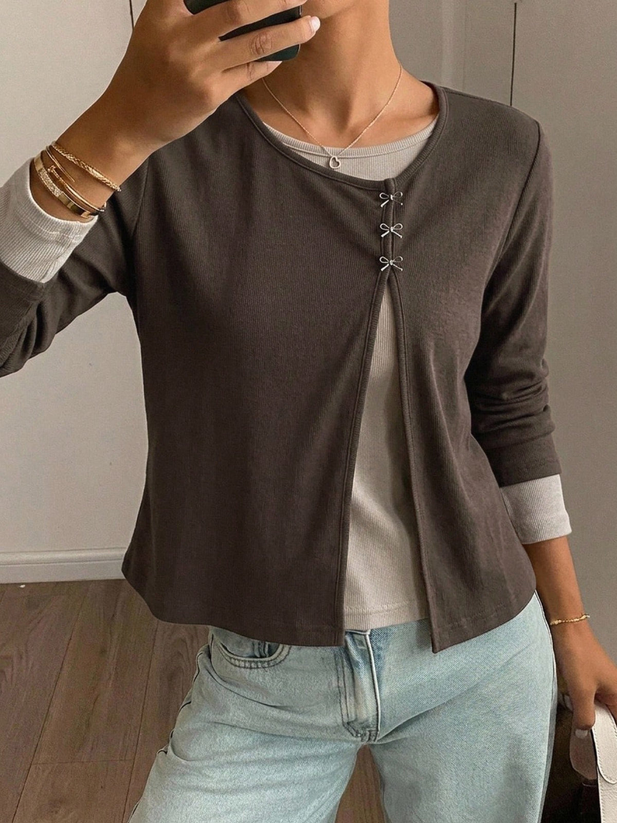 DAZY Women Contrast Color Long Sleeve 2 In 1 Diagonal Placket Round Neck Butterfly T-Shirt,Fall Clothes