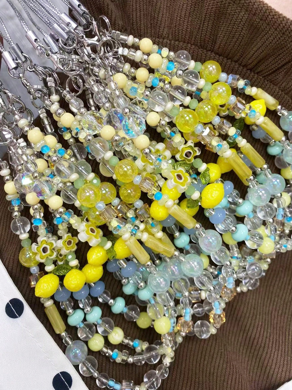 [Fresh Summer Style] Lemon And Flower Beaded Phone Chain, Summer Aesthetic Phone Wristlet, Cute Anti-Loss Phone Lanyard, CCD Camera Pendant, Bag Charm- These Add A Bright And Cheerful Touch To Your D