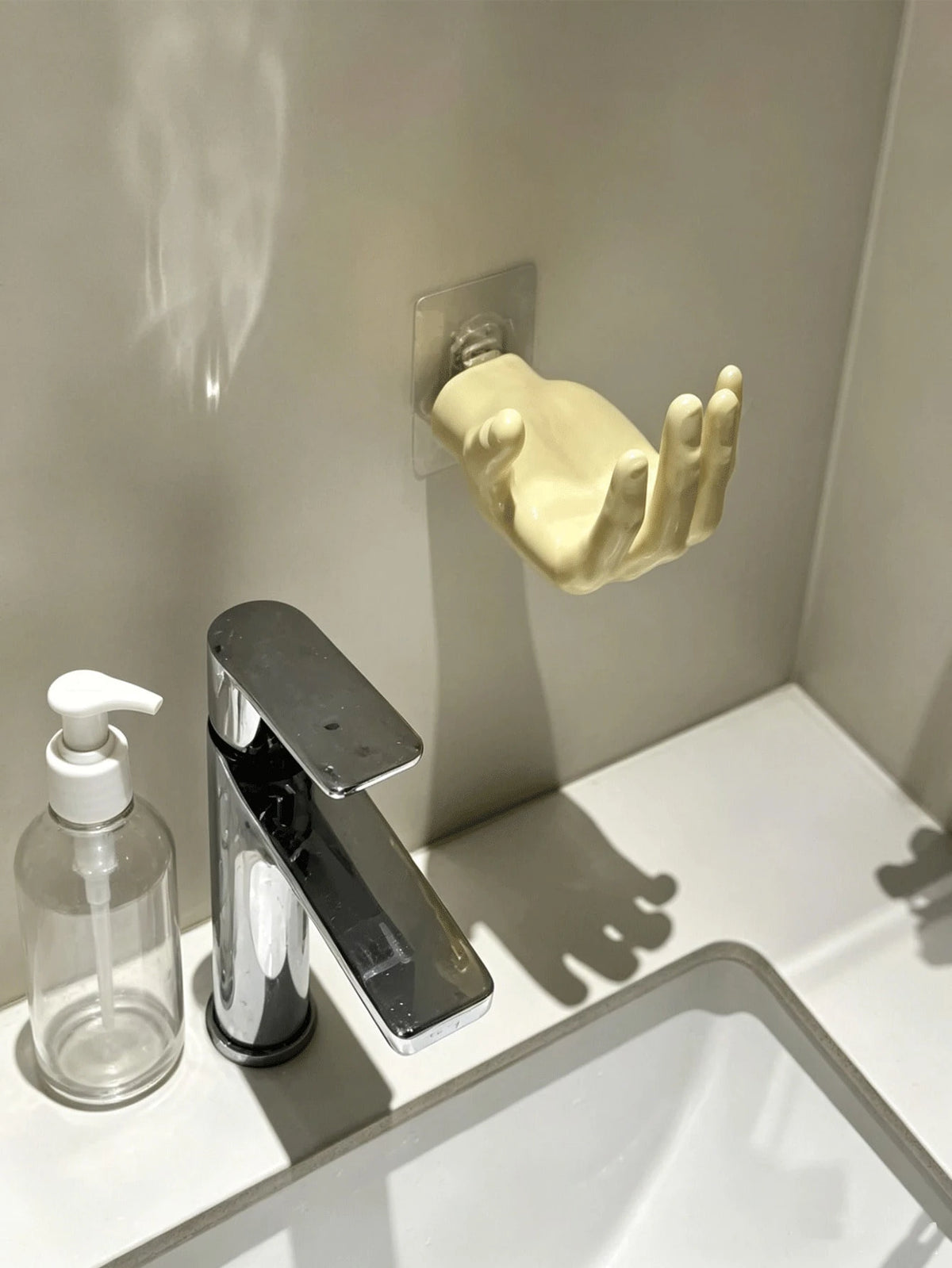 Hand-Shaped Storage Rack, Creative Palm Design Wall-Mounted Jewelry Organizer, Soap Dish, Suitable For Bathroom, Bedroom, Vanity, Back To School And Halloween