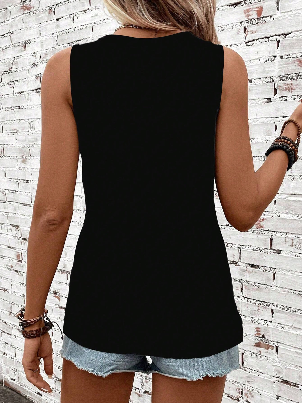 LUNE Women's Black Tank Top, Suitable For Summer Vacation Boho Casual