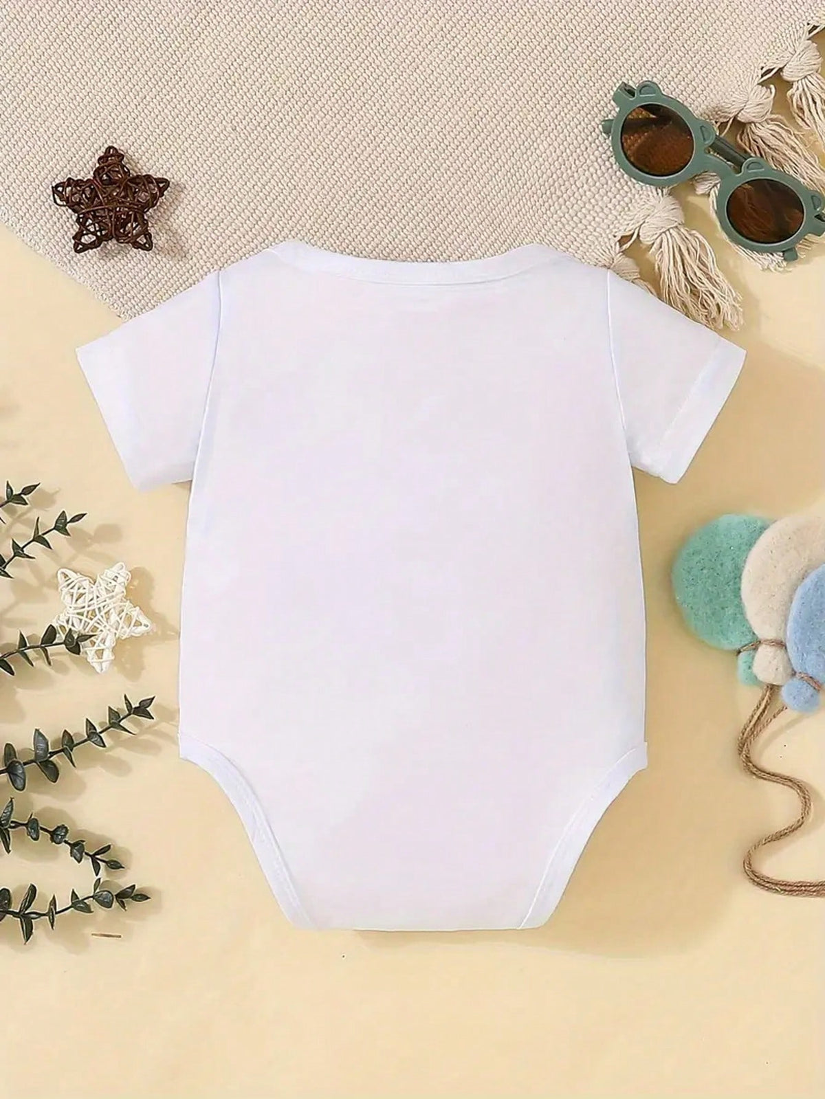 Personalized Name Short Sleeve Bodysuit For Baby Girls, Round Neck, Machine Washable, Letter, Stylish, Modern, Cute, Adorable, Casual, Unique, Ideal Gifts For Her, Baby Shower Gift, For New Moms