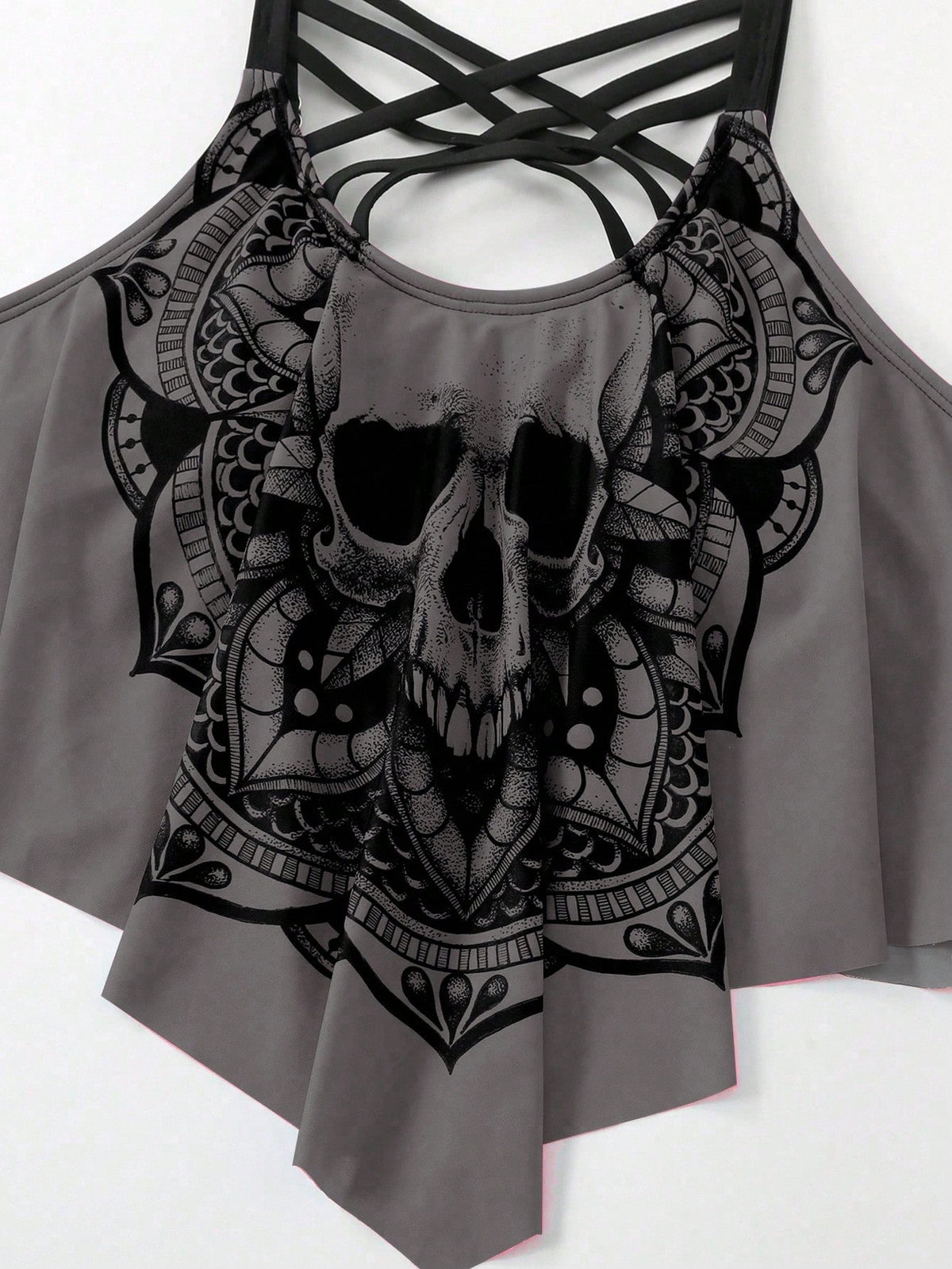 Swim Curve Plus Size Summer Beach Skull Print Asymmetrical Hem Spaghetti Strap Top And Ruched Bottom Tankini Set, Perfect For Pool Party, Halloween