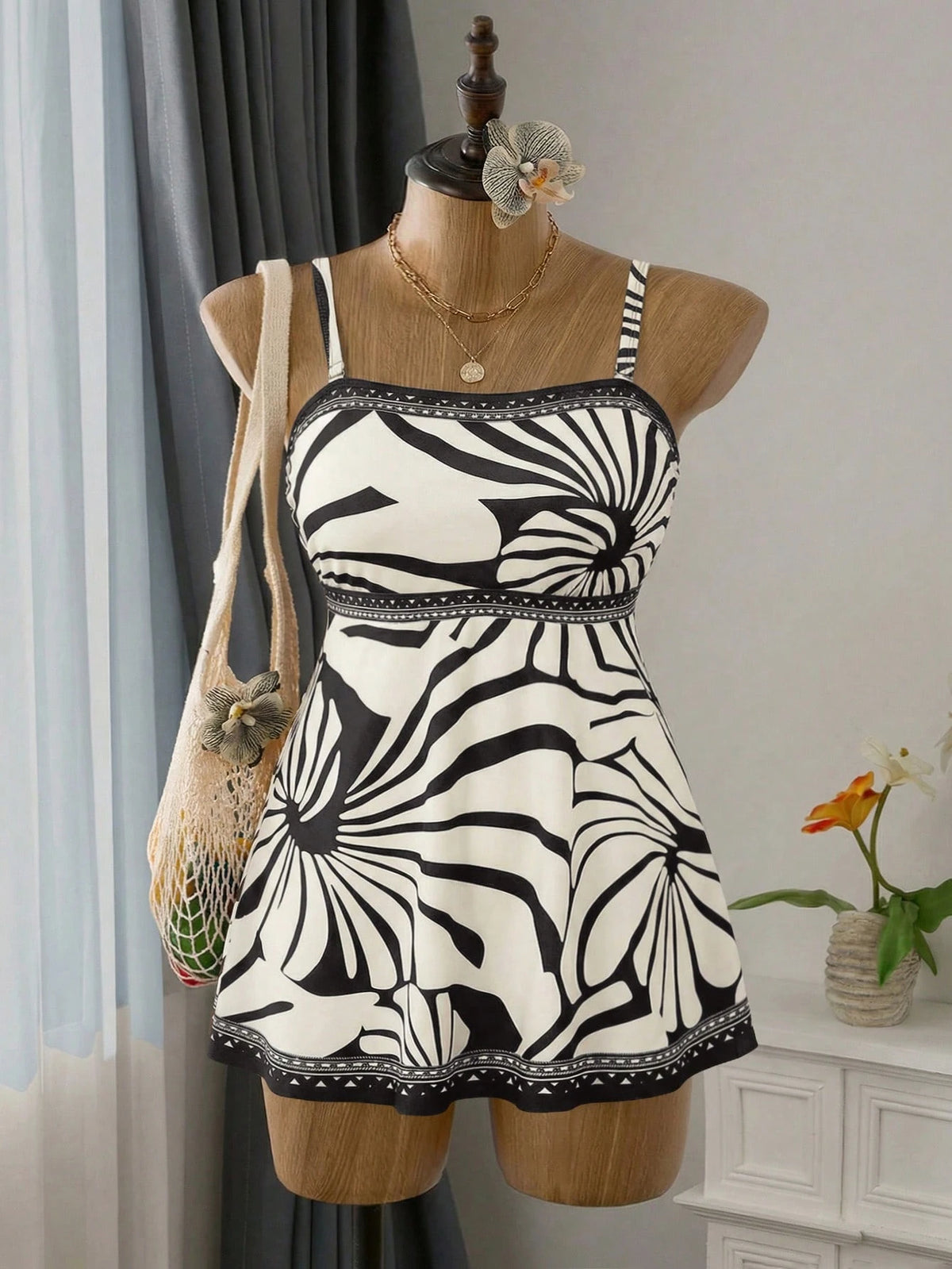 Swim Vcay 2026 New Plus Size Women 2pcs Black & Beige Geometric Print Plus Size Bandeau Dress Style Swimsuit, Beach Vacation