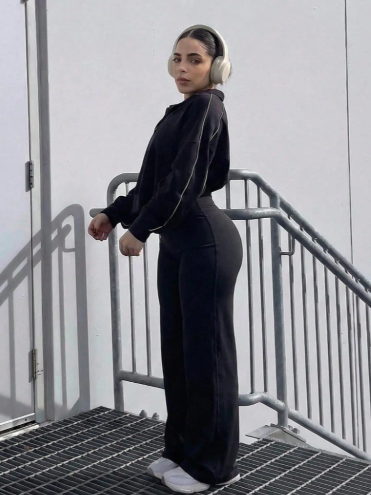 Women's High-Waist Straight Leg Polyester Pants, Tummy Control And Hip Lifting, High Elastic Fabric, Comfortable To Wear. Black